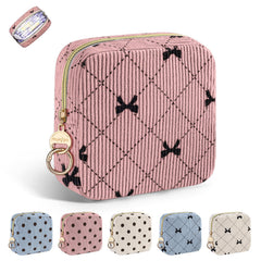 Playexen bolsa de periodo pana rosa lazo ofrece almacenamiento discreto para compresas.
