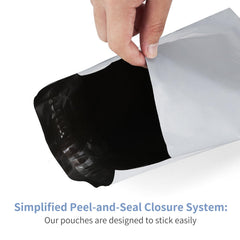 Plus tard peel-and-seal closure enables quick, tidy disposal