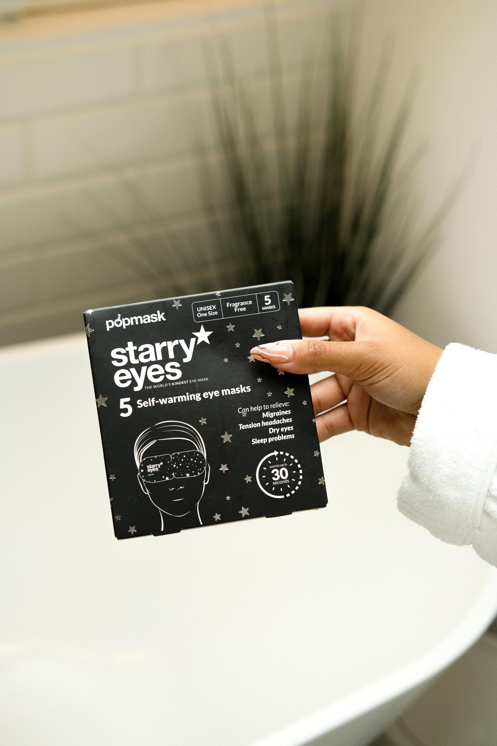 POPBAND Popmask Starry Eyes steam release soothes dry, tired eyes.