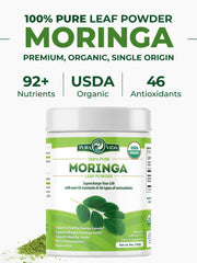 PURA VIDA MORINGA powder in a glass smoothie highlights easy integration and flavor.