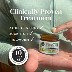 Puriya antifungal cream application on skin demonstrates easy itch relief.