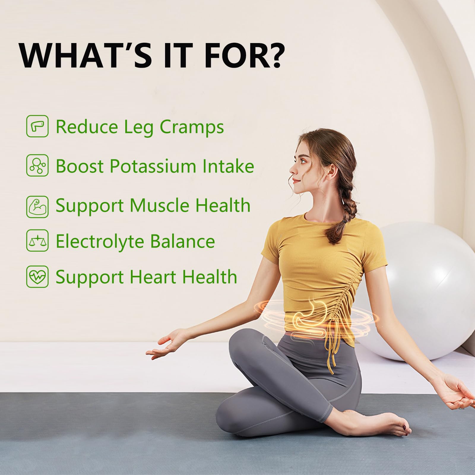 Pouring PYUNAFIT potassium capsules signals easy daily dosing.
