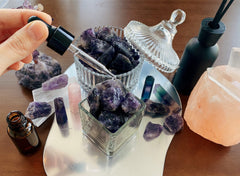 QINJIEJIE Amethyst Crystals raw pieces suitable for meditation spaces and crystal rituals.