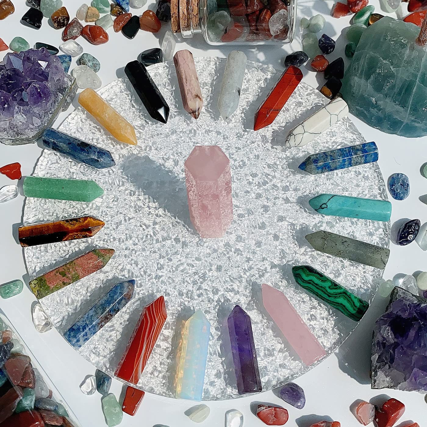 QINJIEJIE crystal collection supports gifting, DIY crafts, and thoughtful stocking stuffers.