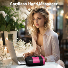 QUINEAR Hand Massager acupressure bumps simulate kneading on fingers.