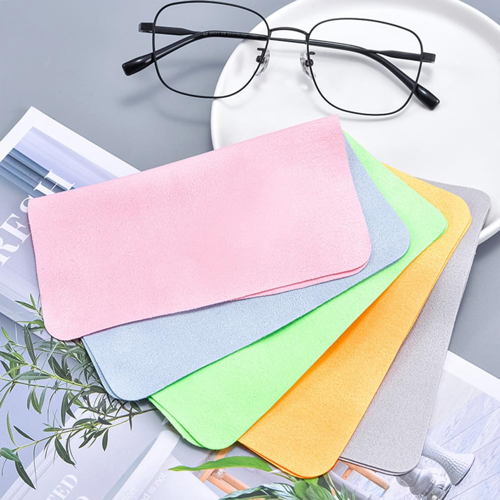 Qujianwei compact pocket-size cloth—fits pockets and eyeglass cases.