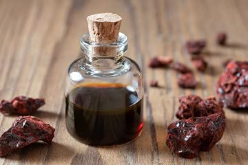 Raw Garden Dragon's Blood Original wildcrafted sap from the Peruvian Amazon.
