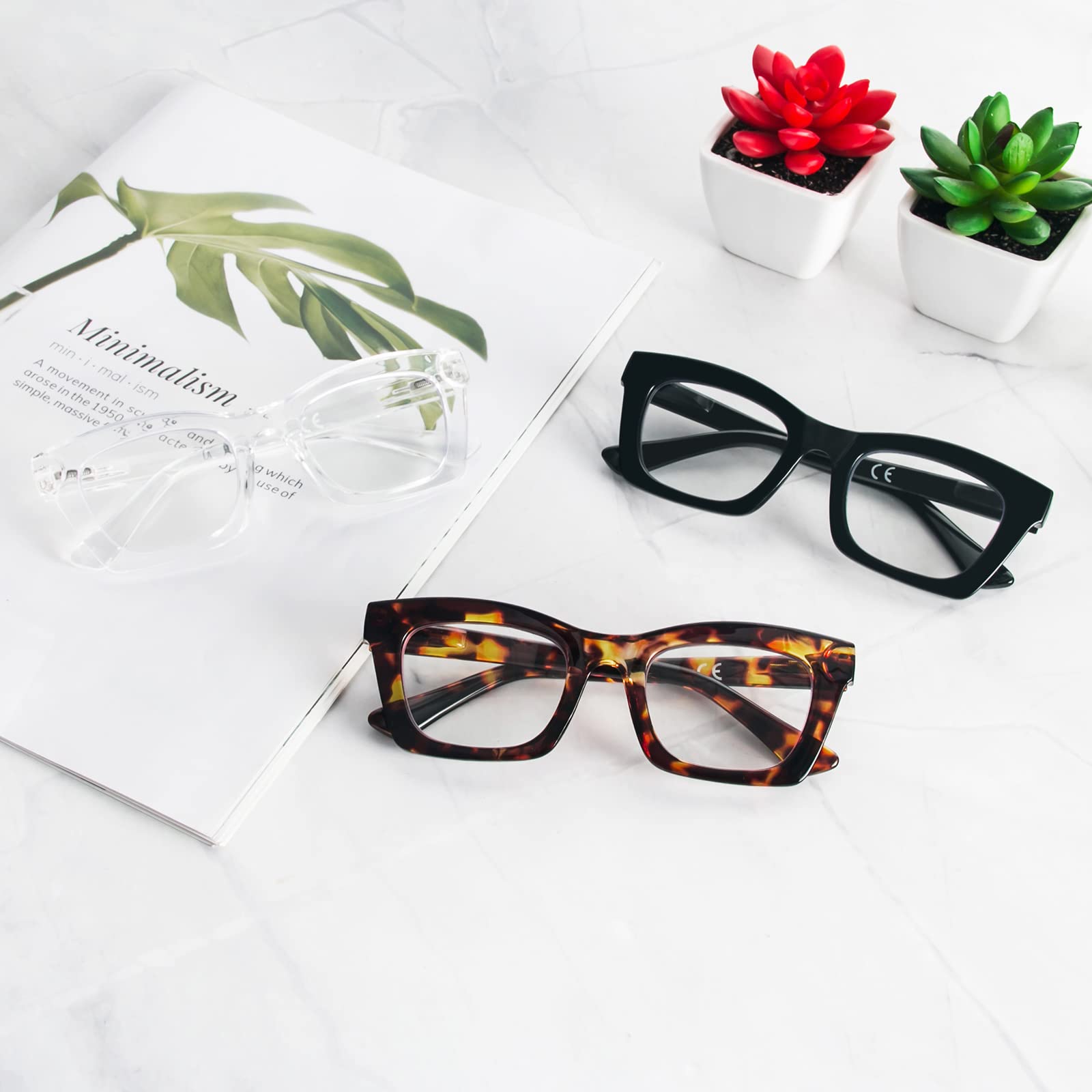 REAVEE clear lenses deliver sharp vision for reading and screens.