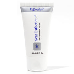 Rejuvaskin Scar Esthetique bottle pour for controlled scar application