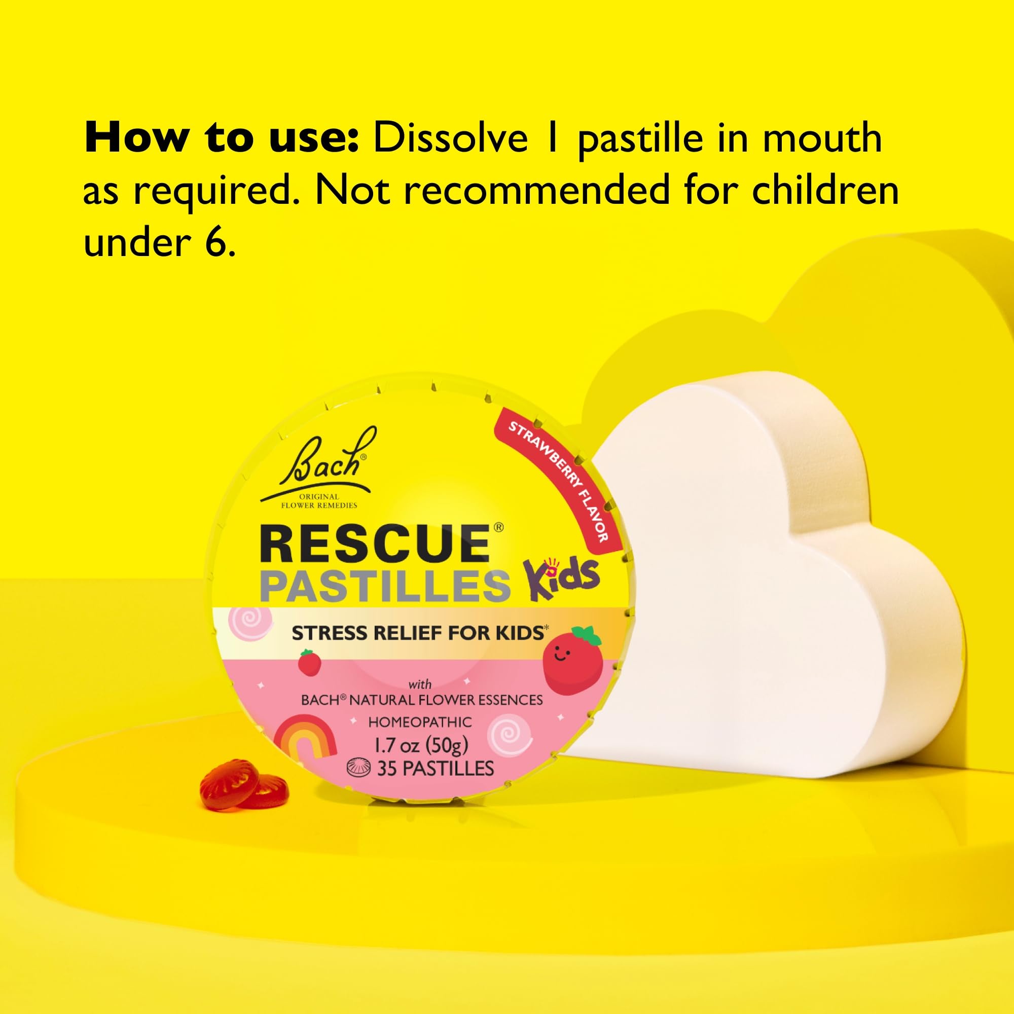 Child holding RESCUE Kids Pastilles for a calming moment