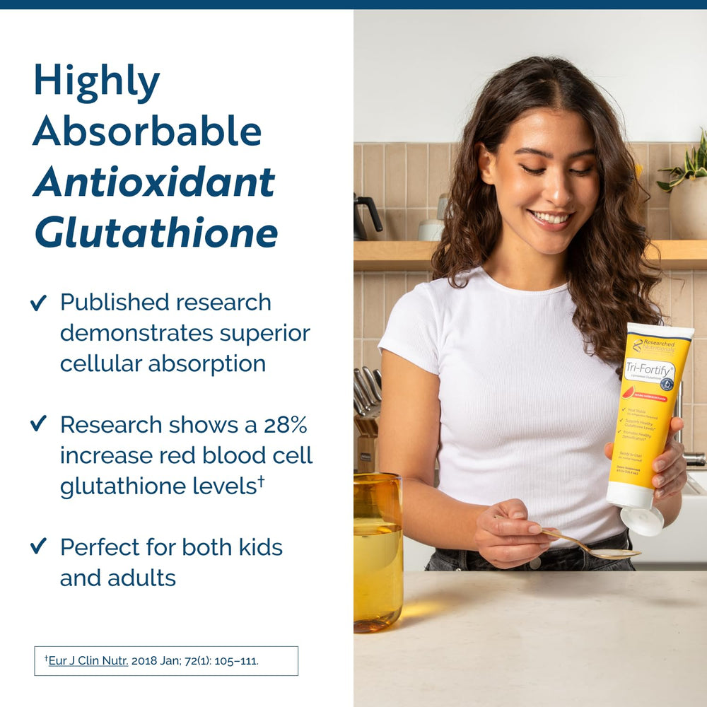 Researched Nutritionals Tri-Fortify glutathione liquid pour demonstrates smooth dispensing.