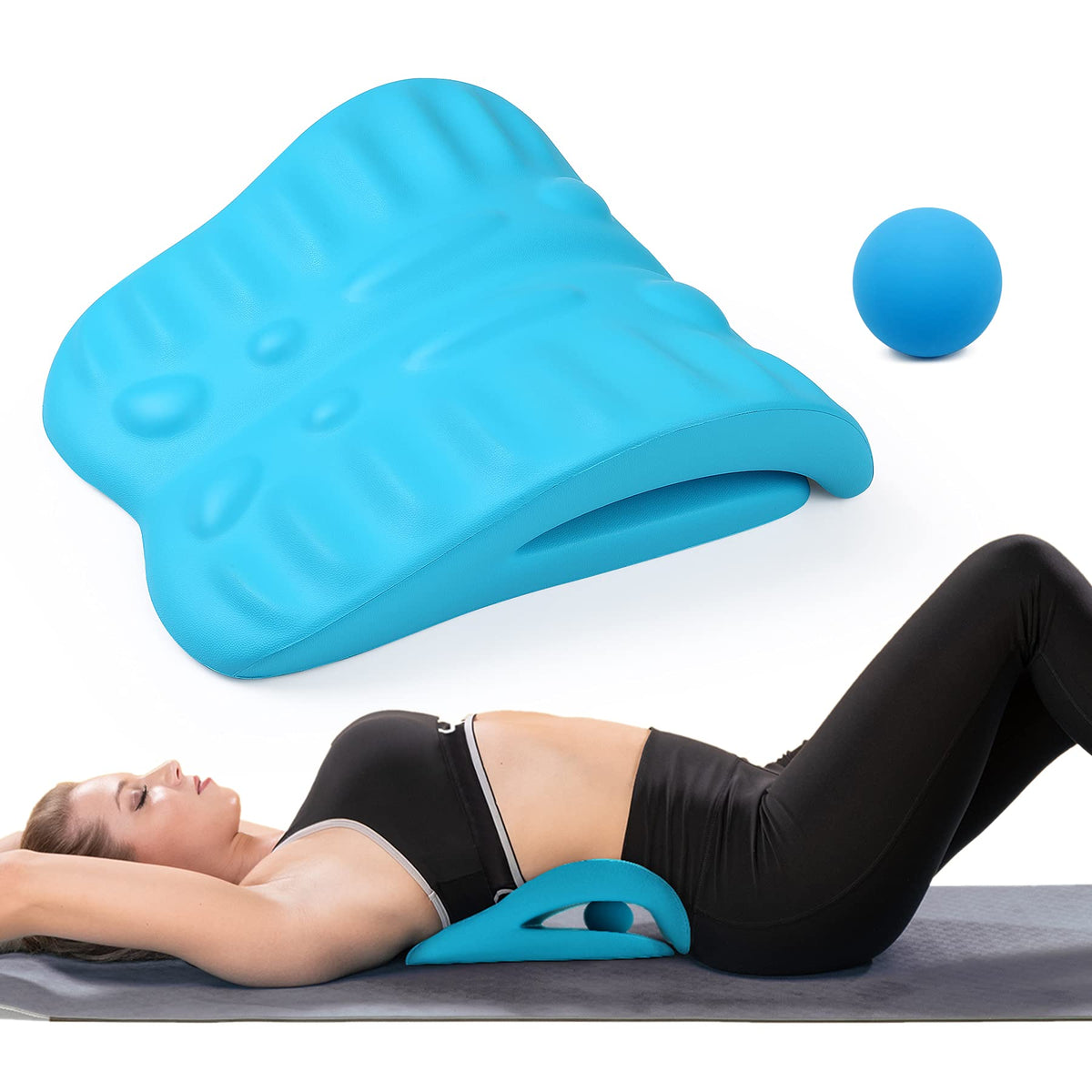 RESTCLOUD back stretcher demonstrating posture support and comfort in use.