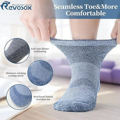 Revosoxs diabetic socks hand-linked seamless toe for smooth toes and added comfort.