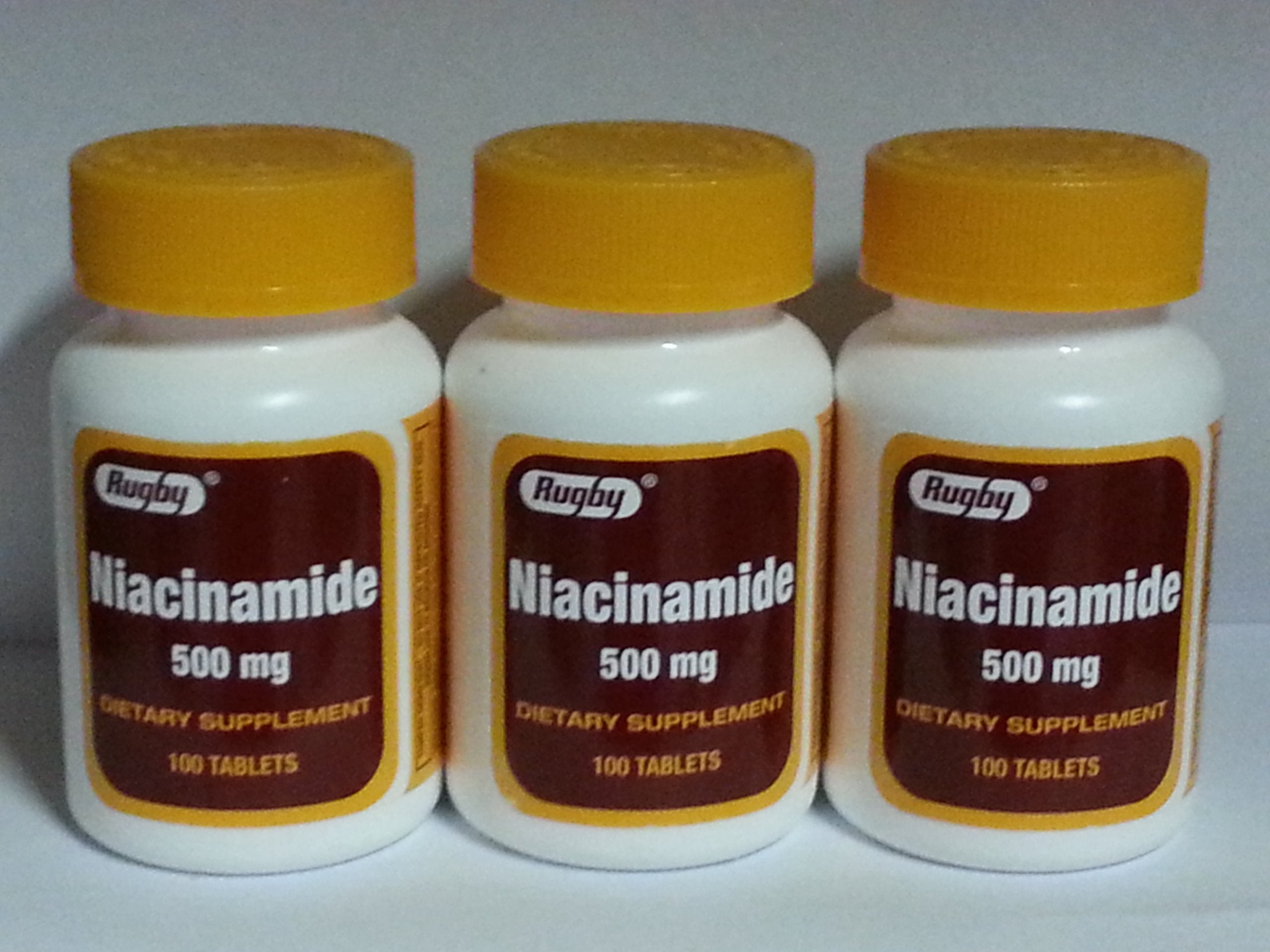 Rugby Niacinamide 500mg tablets bottle for daily wellness support