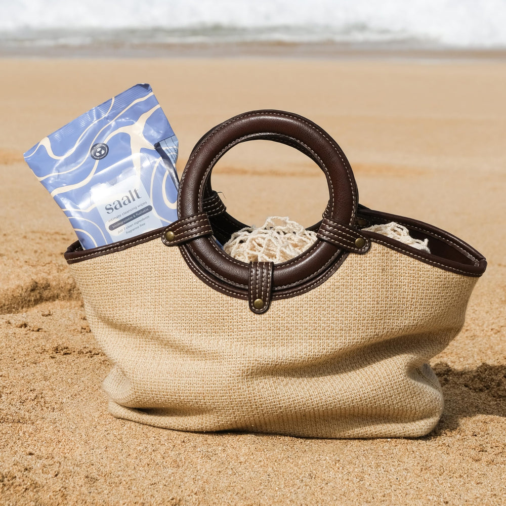 Saalt Daily Cleansing Wipes with seven clean ingredients for gentle cleansing.