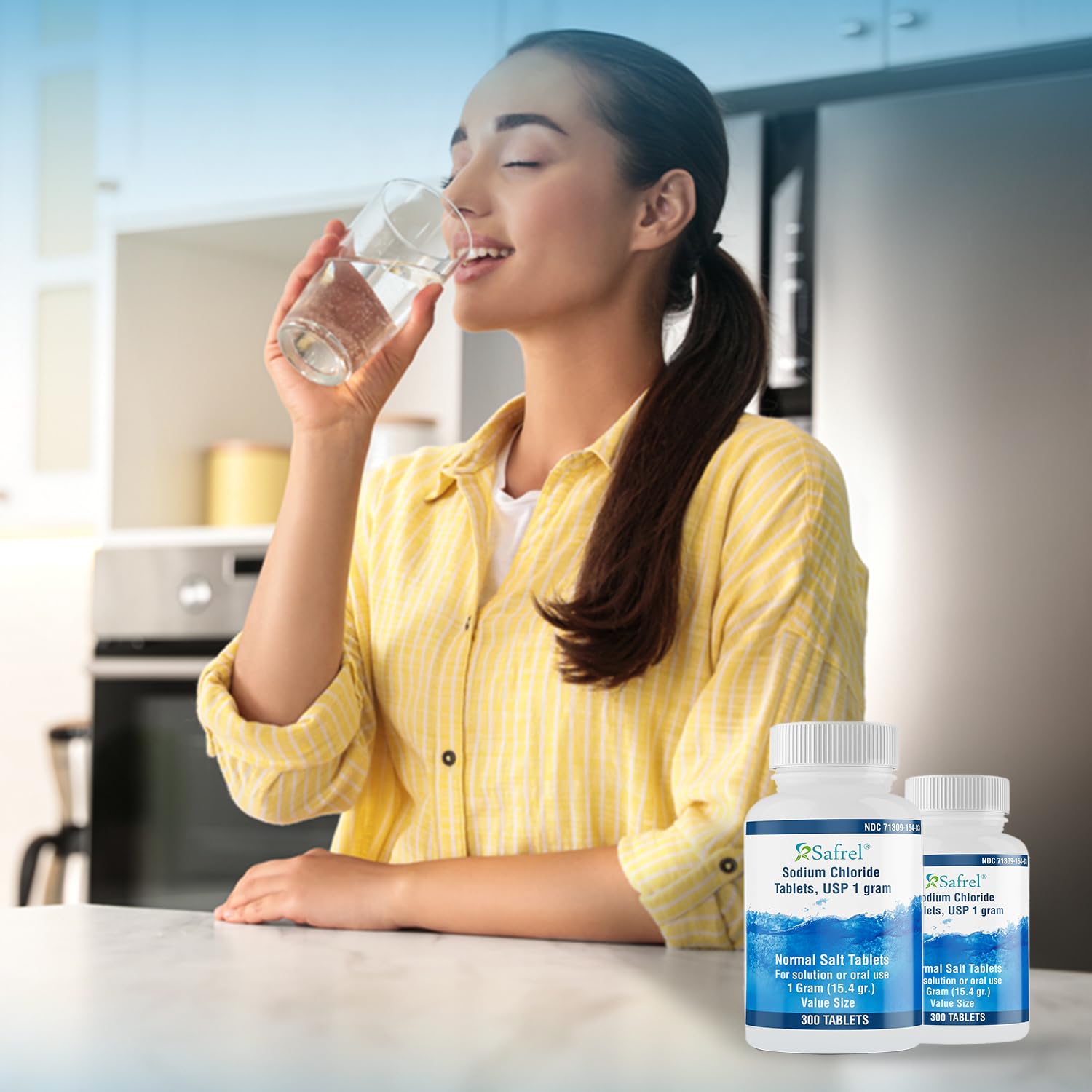 Safrel Sodium Chloride Tablets in sports bottle for workout hydration.