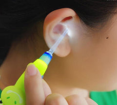 SANITRO luz luminosa facilita ver la cera al retirar cerumen en oídos infantiles.