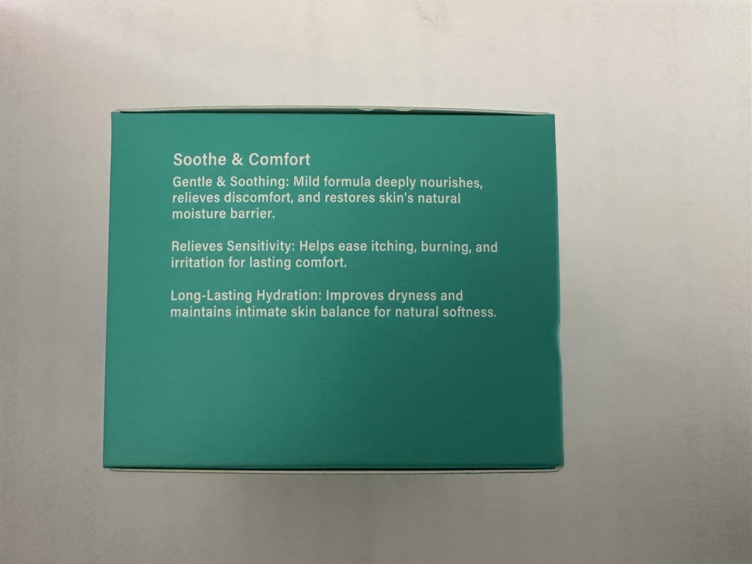 Seacall moisturizing cream close-up reveals rich, non-greasy texture.