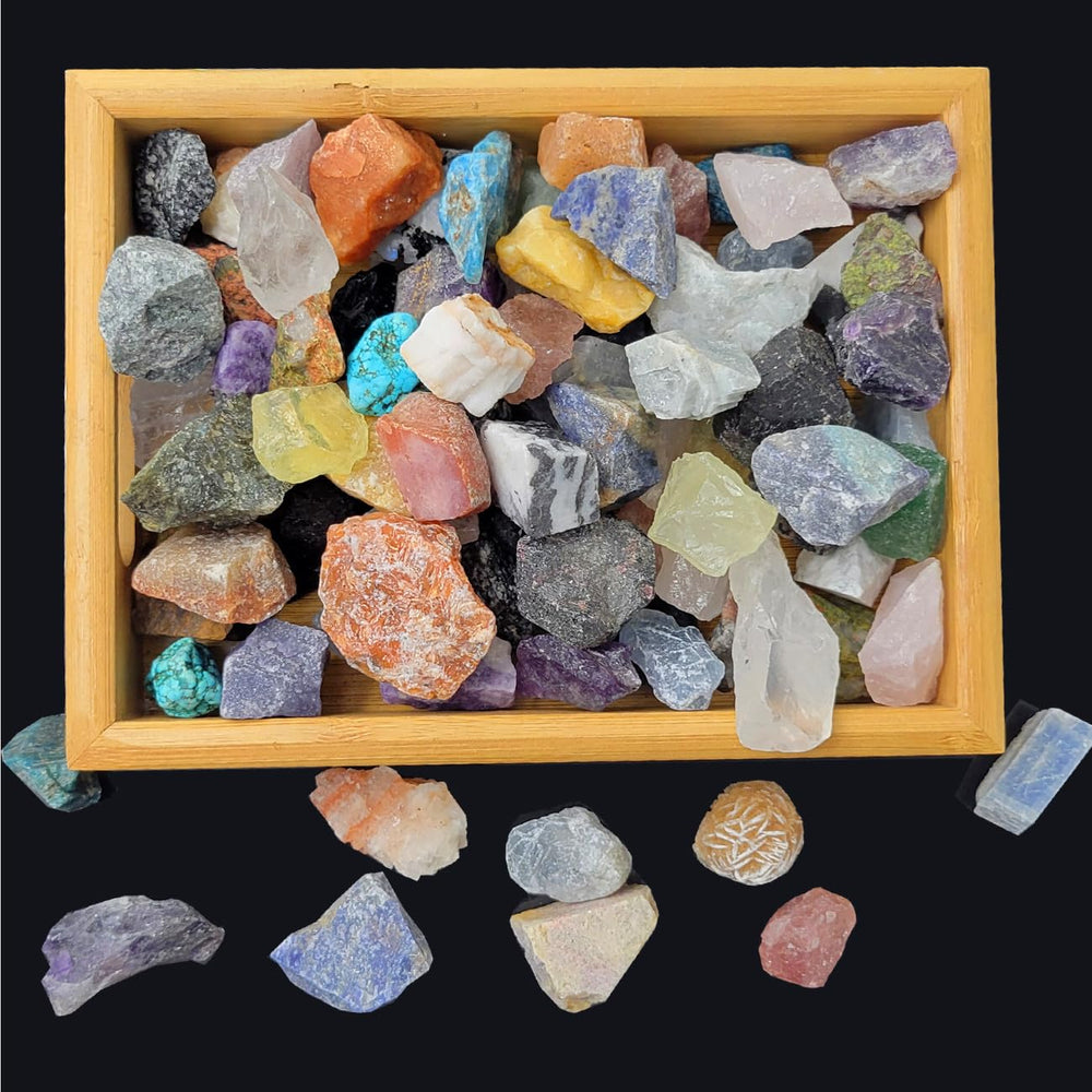 SeeuFun mixed rough stones close-up for tumbling and mineral study.