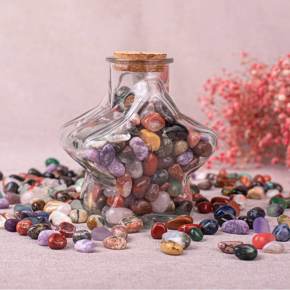 SigMntun chakra-friendly stones support focus during meditation and journaling.