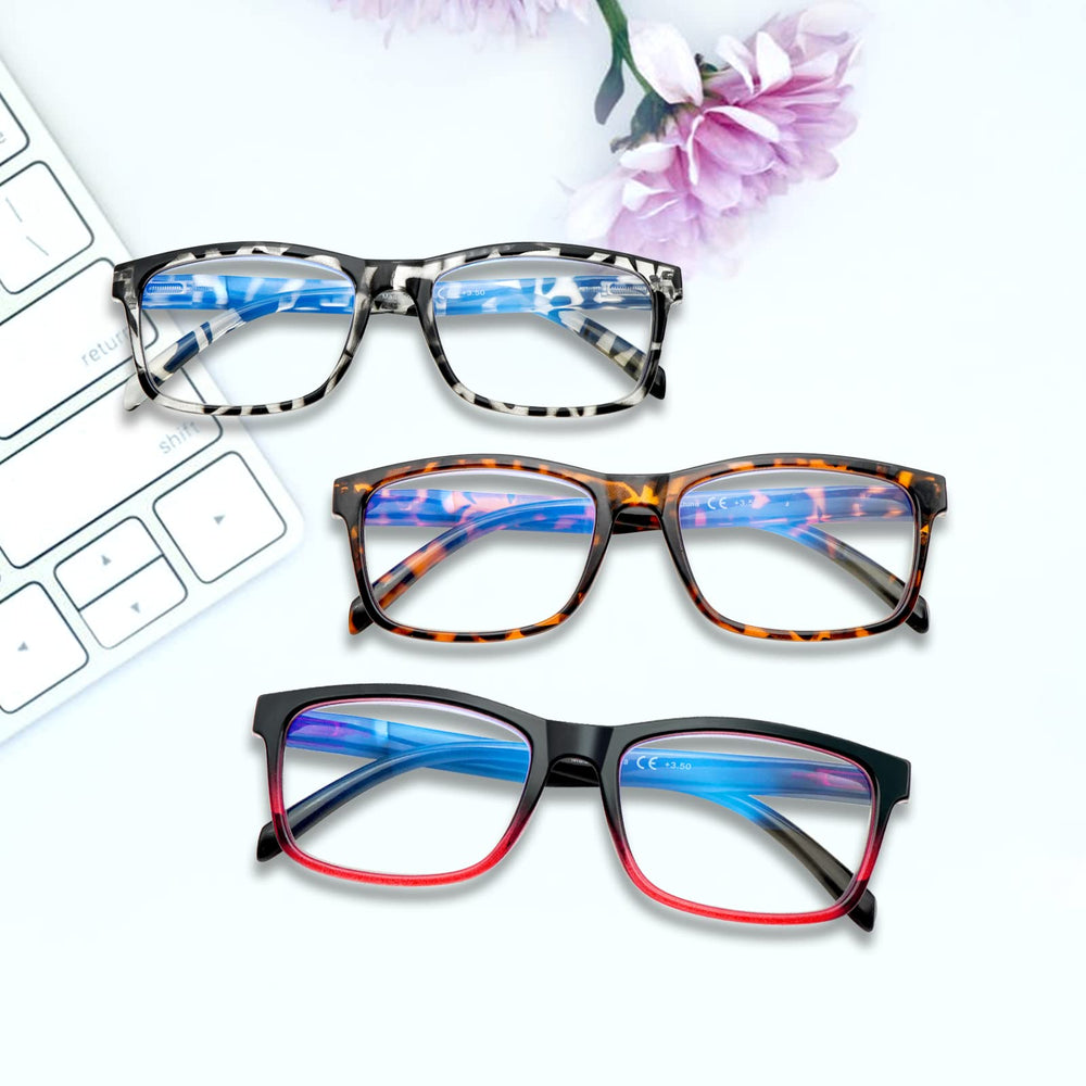 SIGVAN travel-friendly glasses case for on-the-go use.
