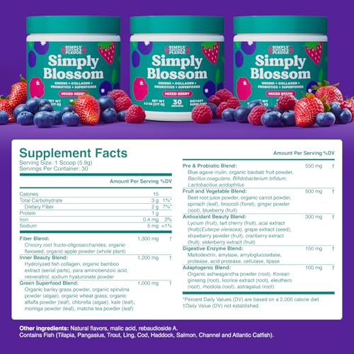Simply Blossom greens scoop for easy measurement in smoothies or water