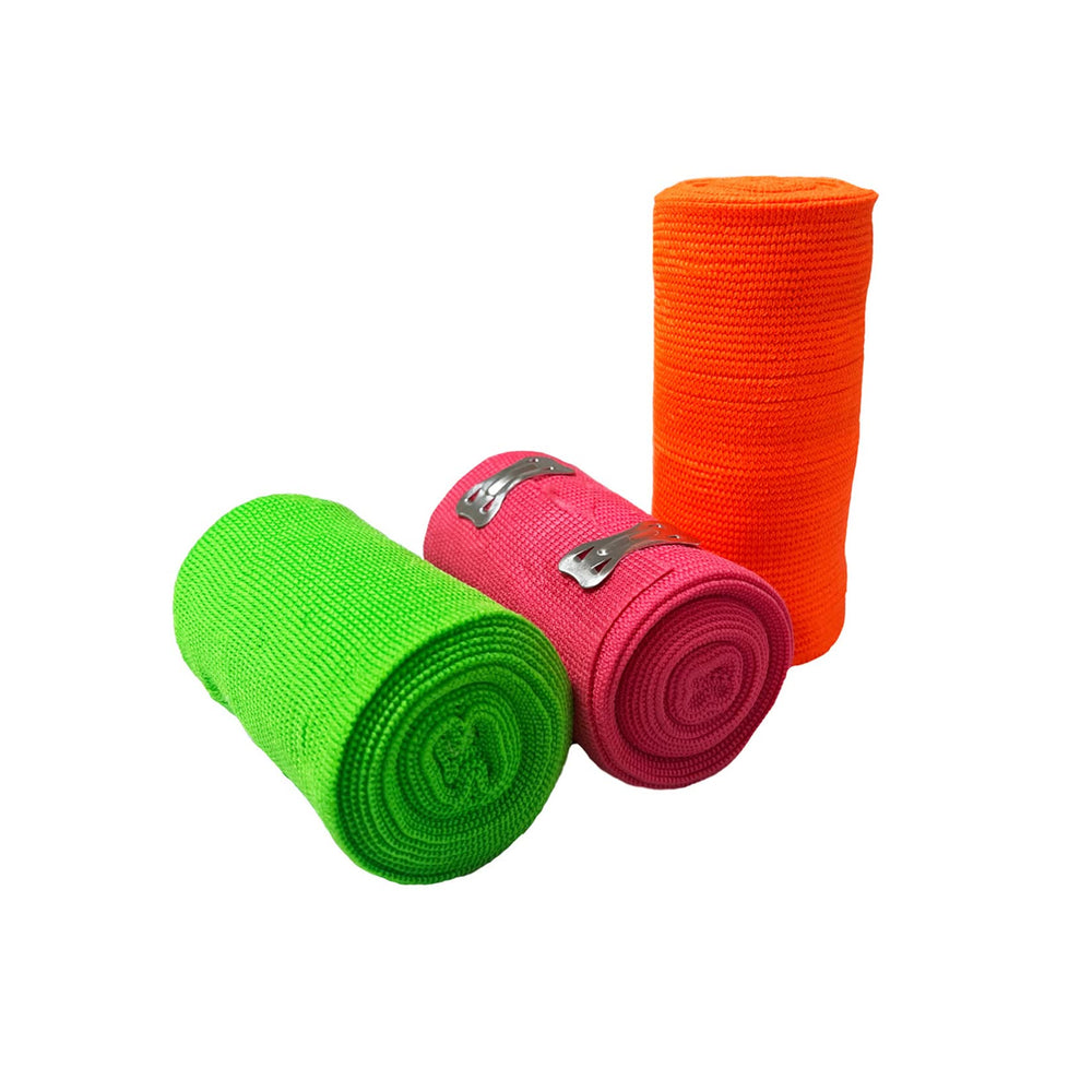 SION BIOTEXT elastic bandage wrap positioned on the knee offering versatile support during movement.