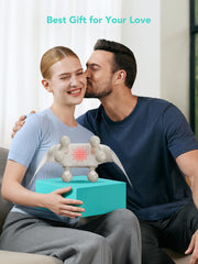 The device provides three-dimensional shoulder and neck coverage for larger users.