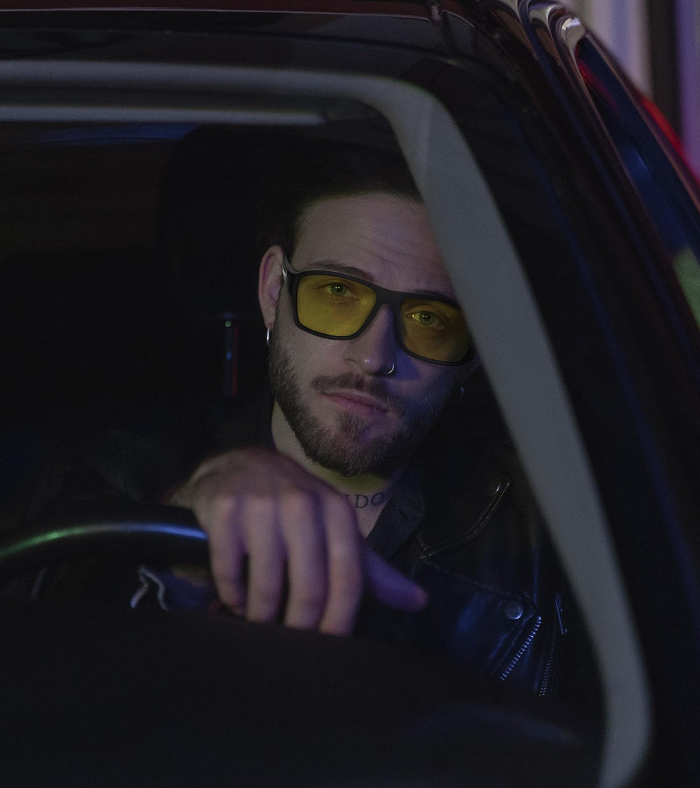 SKYOAK bifocal readers lenses support far and near vision on the road.