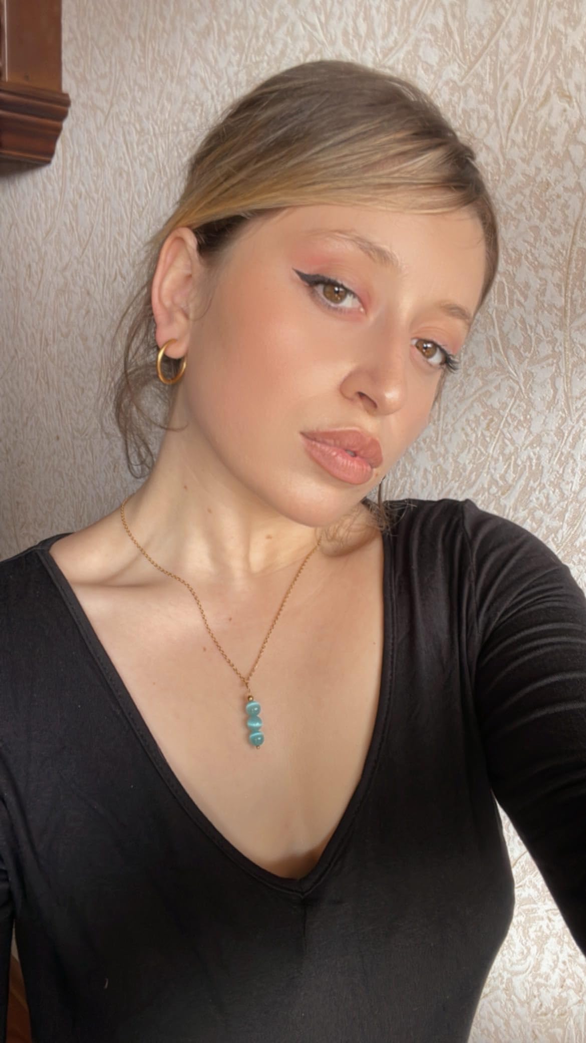 SmileBelle Aquamarine Necklace arrives ready-to-gift in elegant packaging.