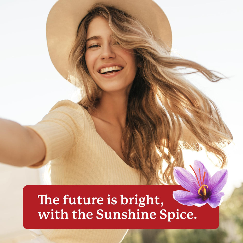 SMNutrition saffron capsules with healthy snack for balanced energy.