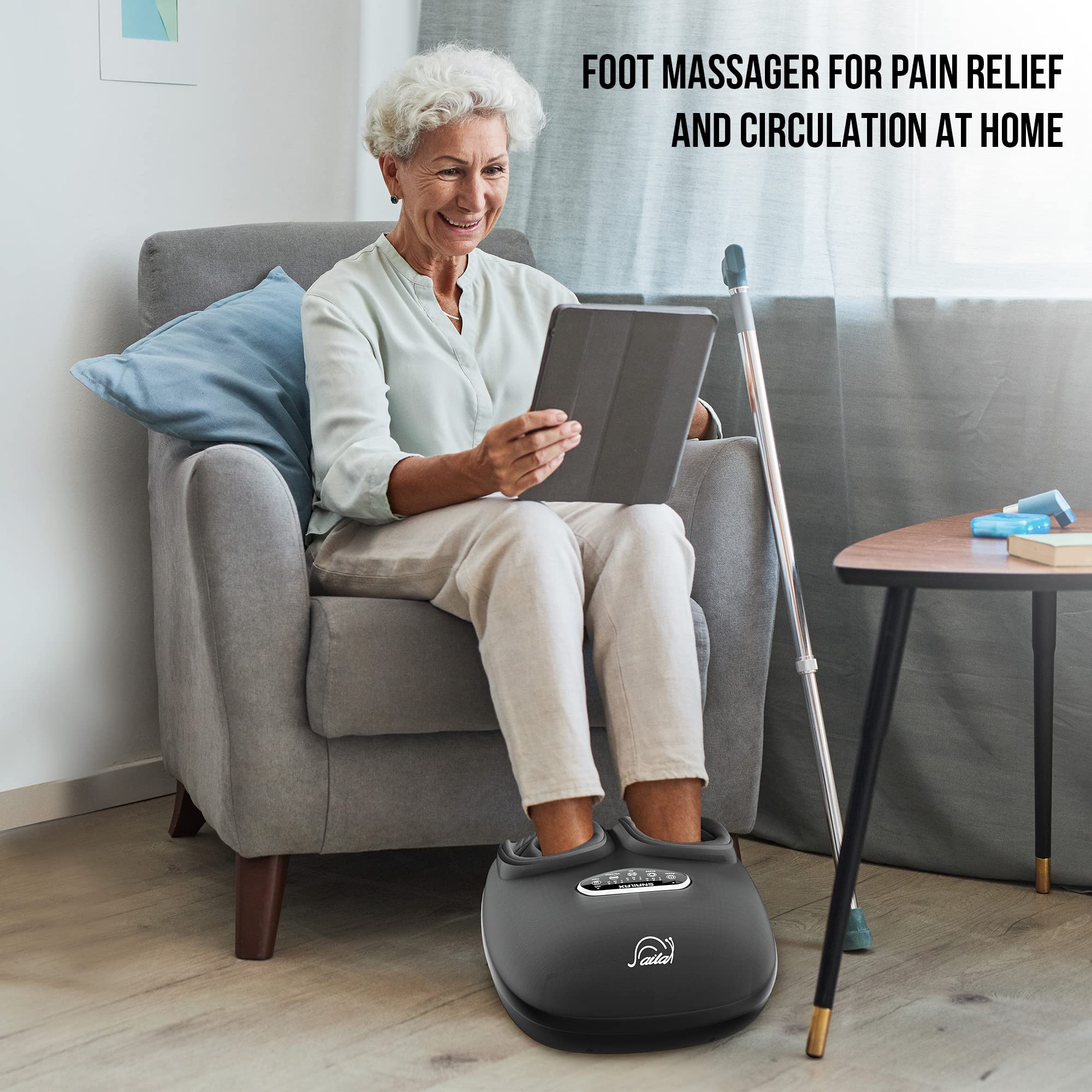 Snailax Shiatsu Foot Massager fits up to size 13 feet comfortably
