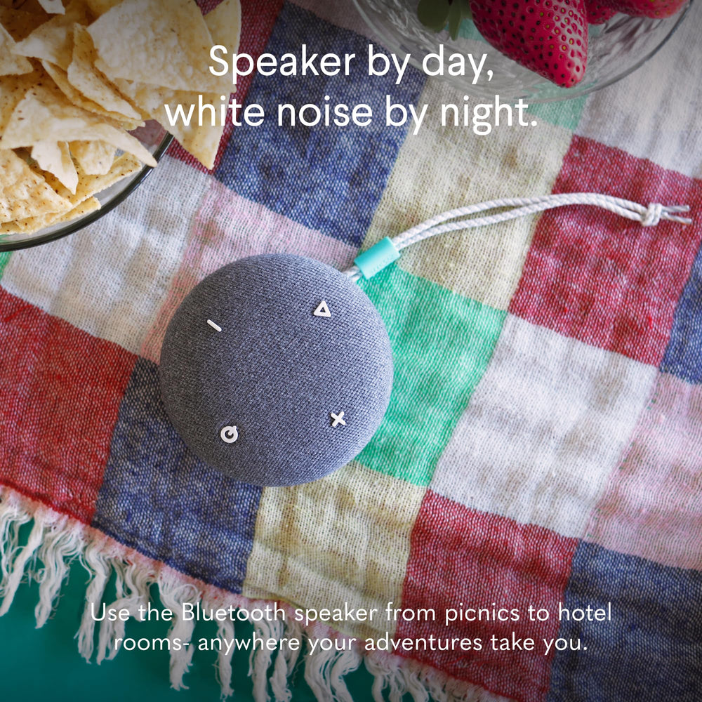 SNOOZ Go features a soft night light for gentle illumination.