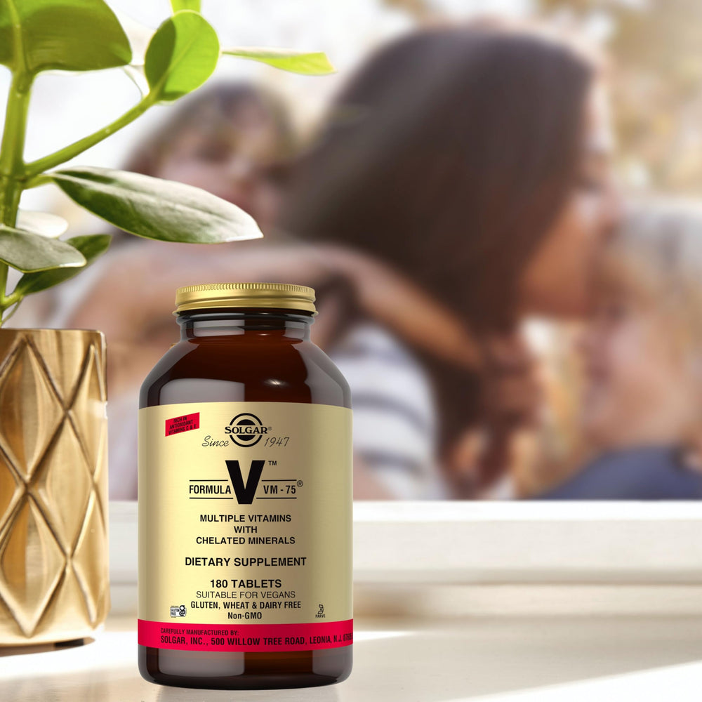 Solgar Formula VM-75 gluten-free and dairy-free labels reassure dietary compliance for many users.