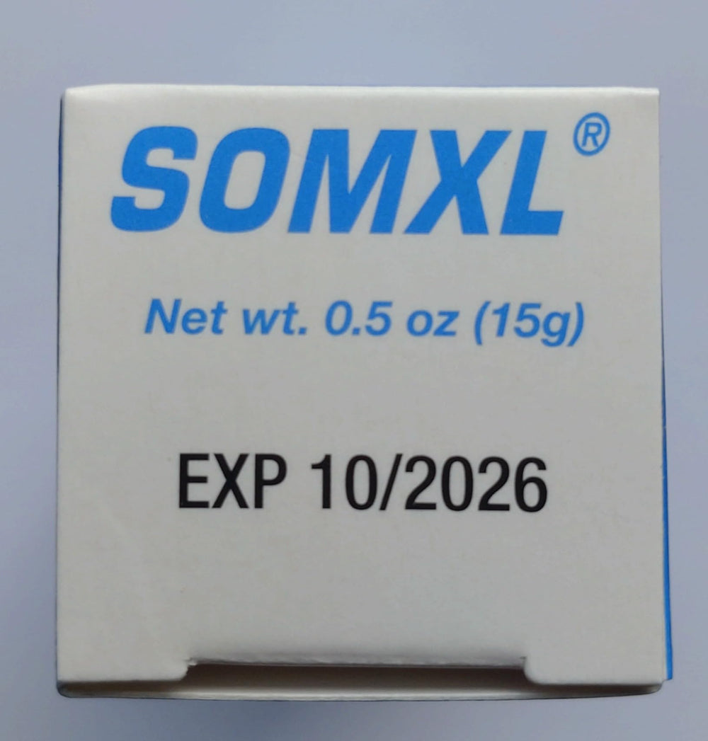 SOMXL cream texture close-up highlighting gentle soothing application