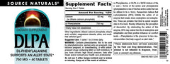 Source Naturals DLPA tabletas en mano, uso diario fácil de integrar.