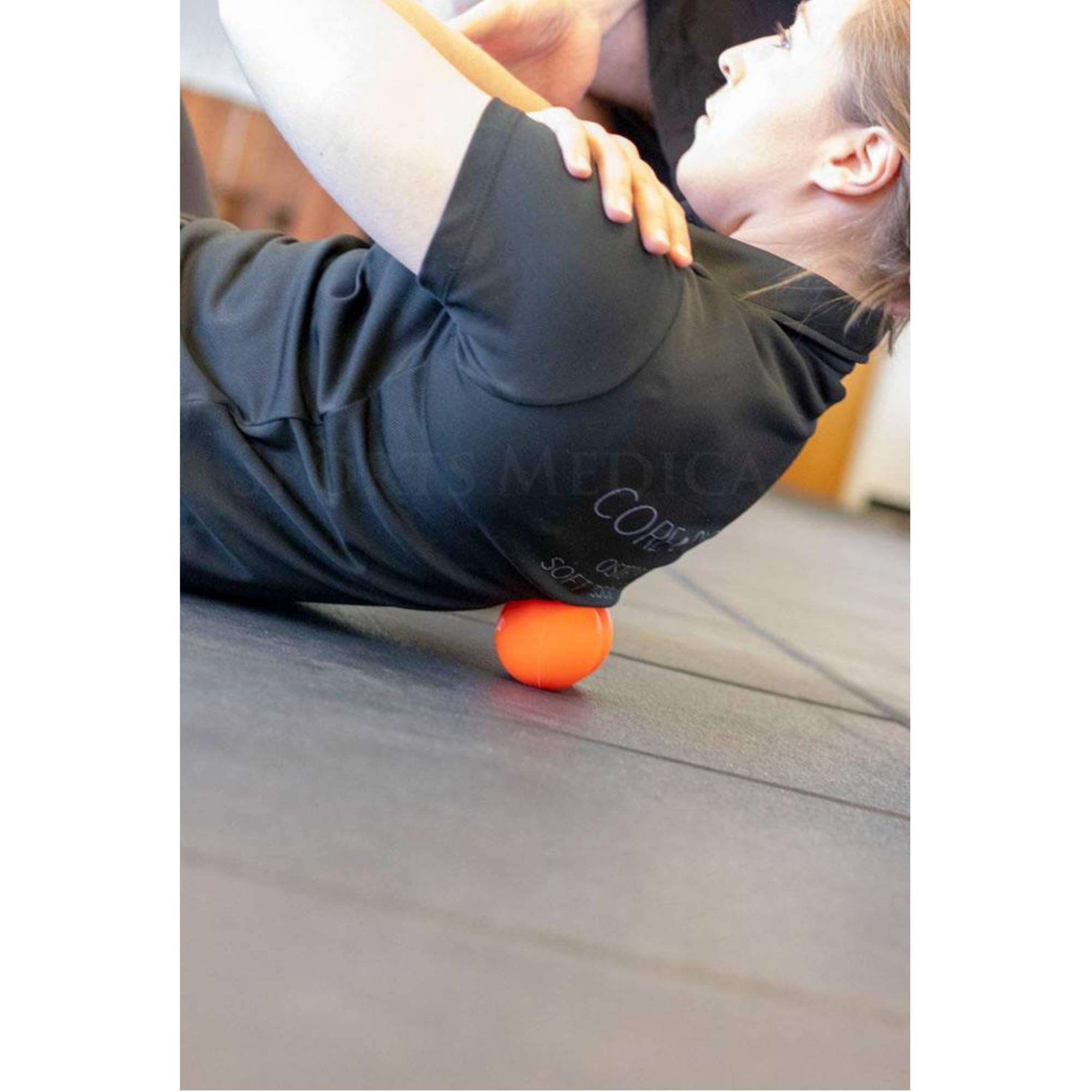 Sports Medica Peanut Ball supports spine-friendly pressure points.