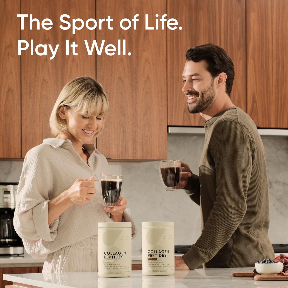Label highlights five collagen types, hyaluronic acid, and vitamin C