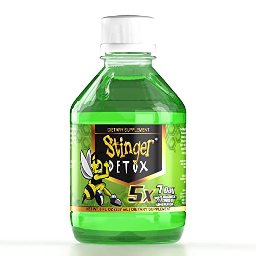 Stinger Detox being poured, illustrating a quick, tasty detox moment.