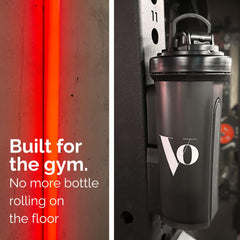 Strenvo Mag Shaker Bottle attached to gym equipment frees your hands
