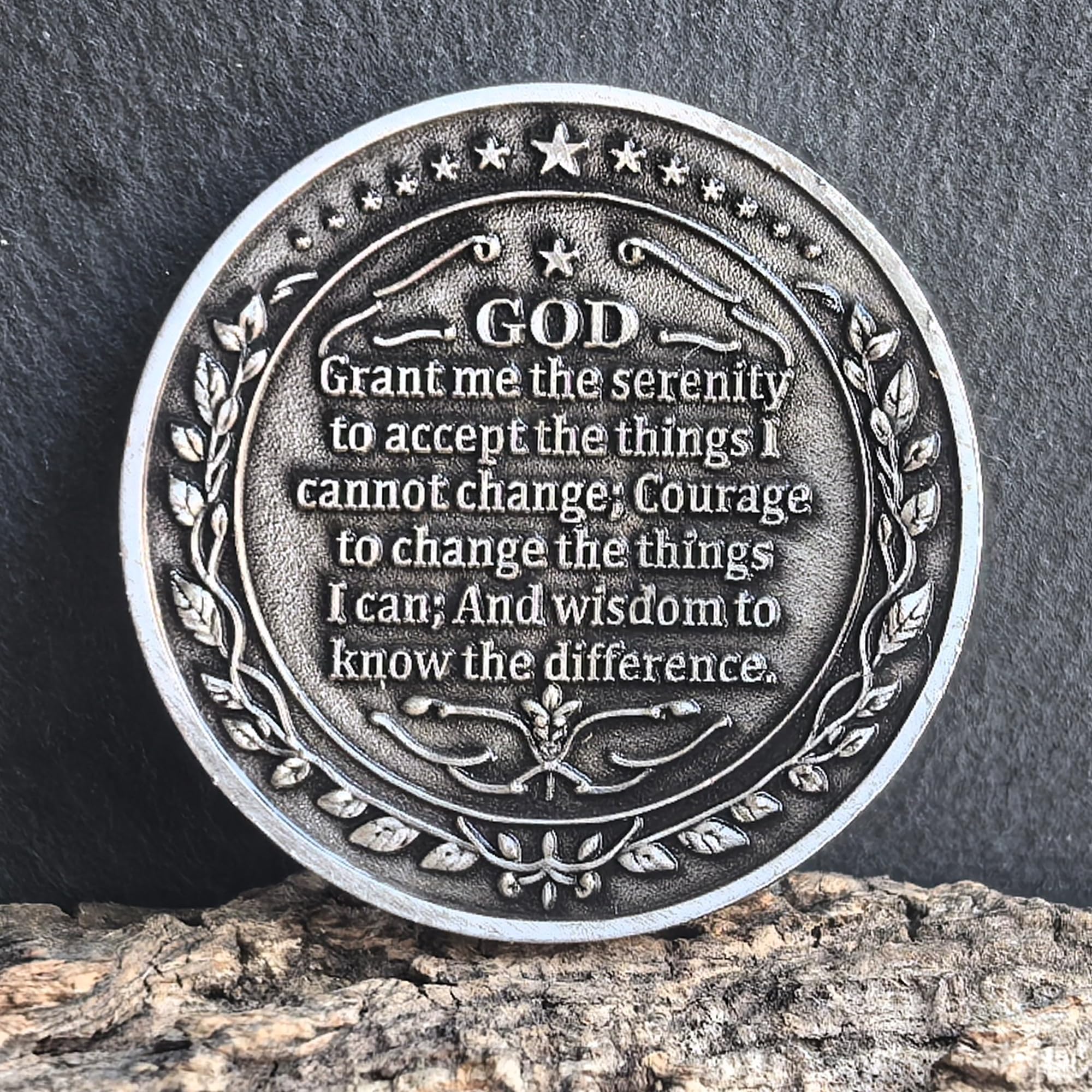 Strugglejewelry protective case clear around sobriety coin for safe storage.