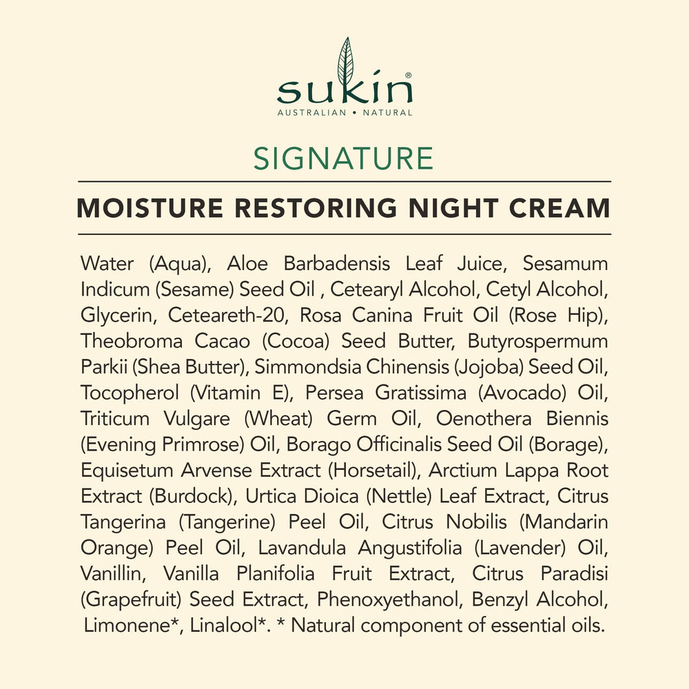 Aplicación suave de Sukin Organics para hidratación nocturna estable y agradable.
