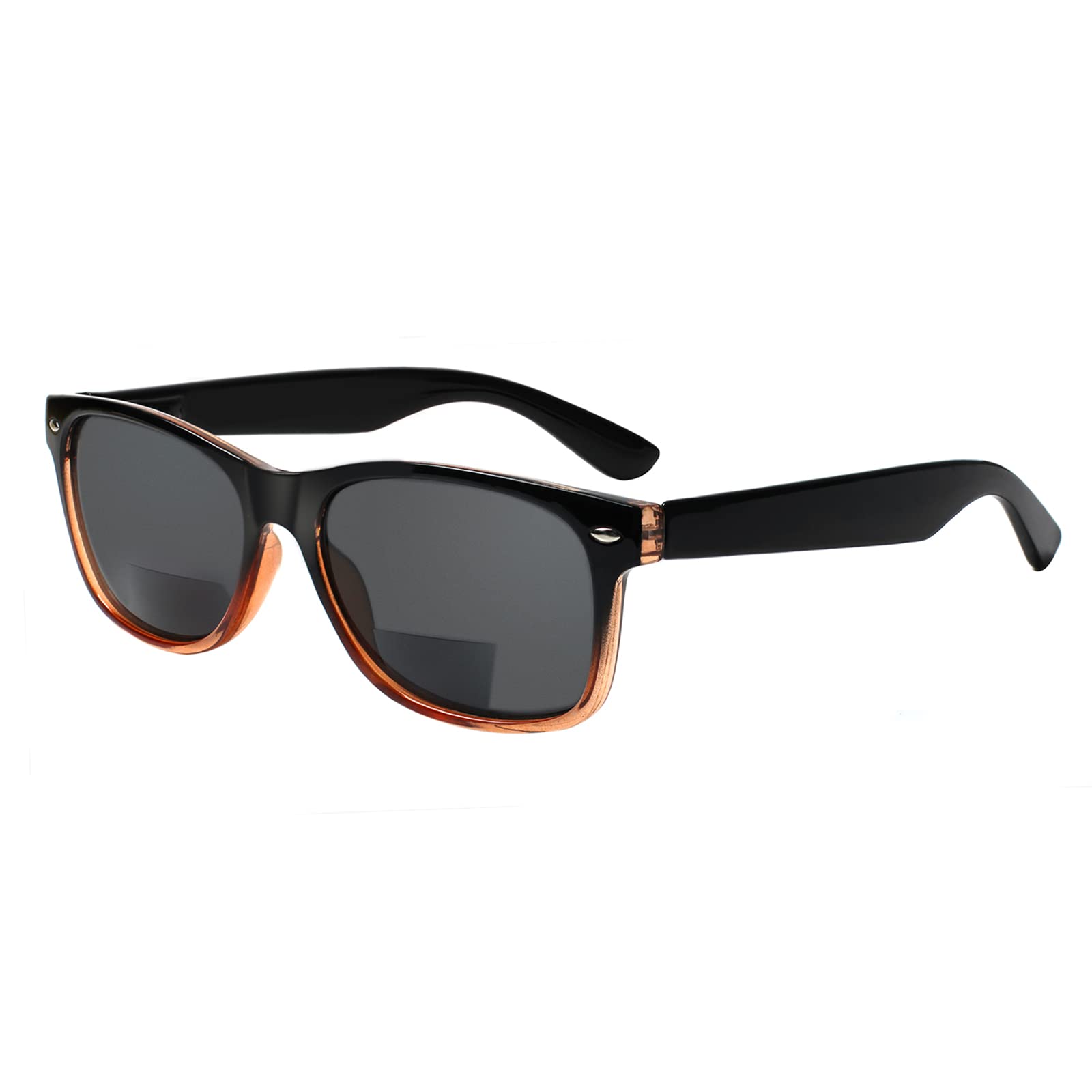 Sumkyle bifocal sunglasses suitable for both men and women in bright outdoor settings.