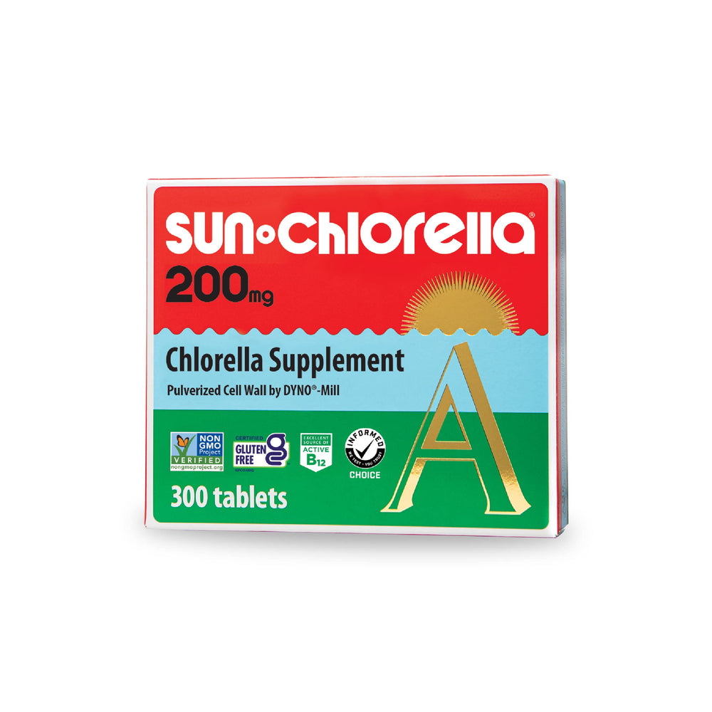Sun Chlorella 200mg tablets in packaging for portable daily nutrition.