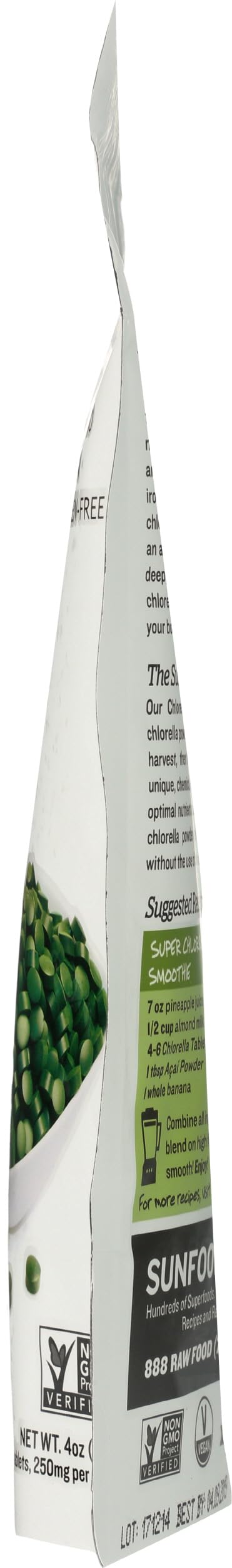 Sunfood Chlorella emerald-green color representing rich chlorophyll content