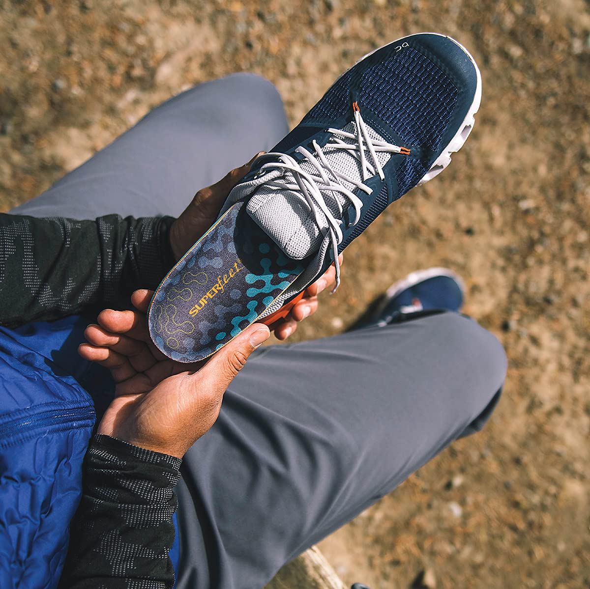 Patented Adaptive Comfort Technology supports the arch and flexes with movement.