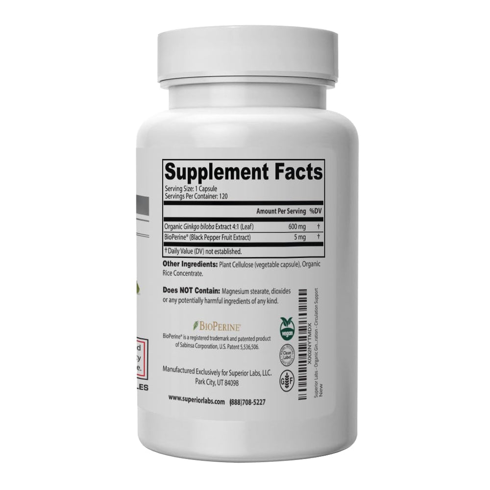 Superior Labs Ginkgo Biloba capsules pour demonstrates convenient daily usage for focus