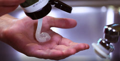 Step-by-step Tecnu scrub application guidance for rash relief.