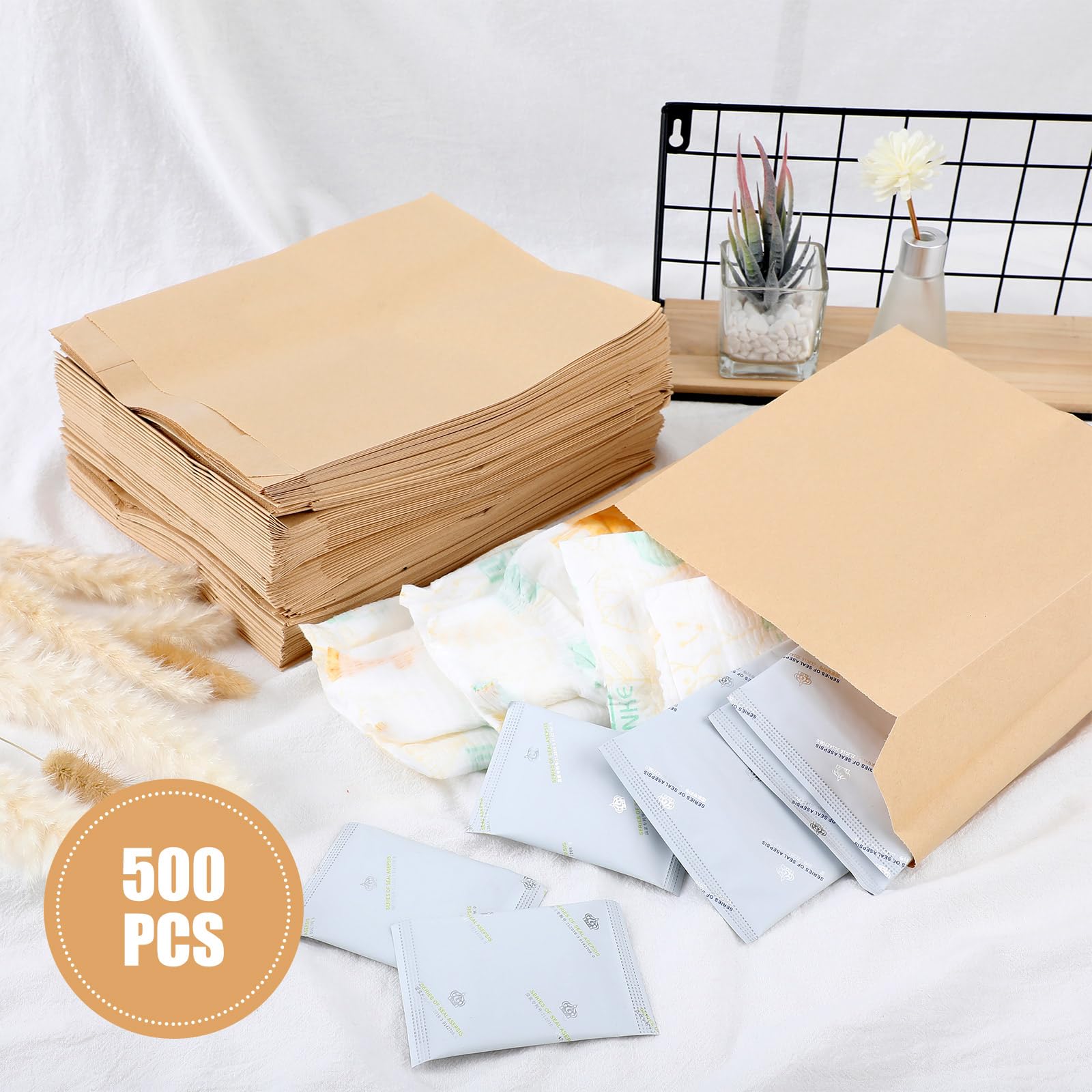 Tenceur gusset design enables easy opening and bag replacement in busy bathrooms
