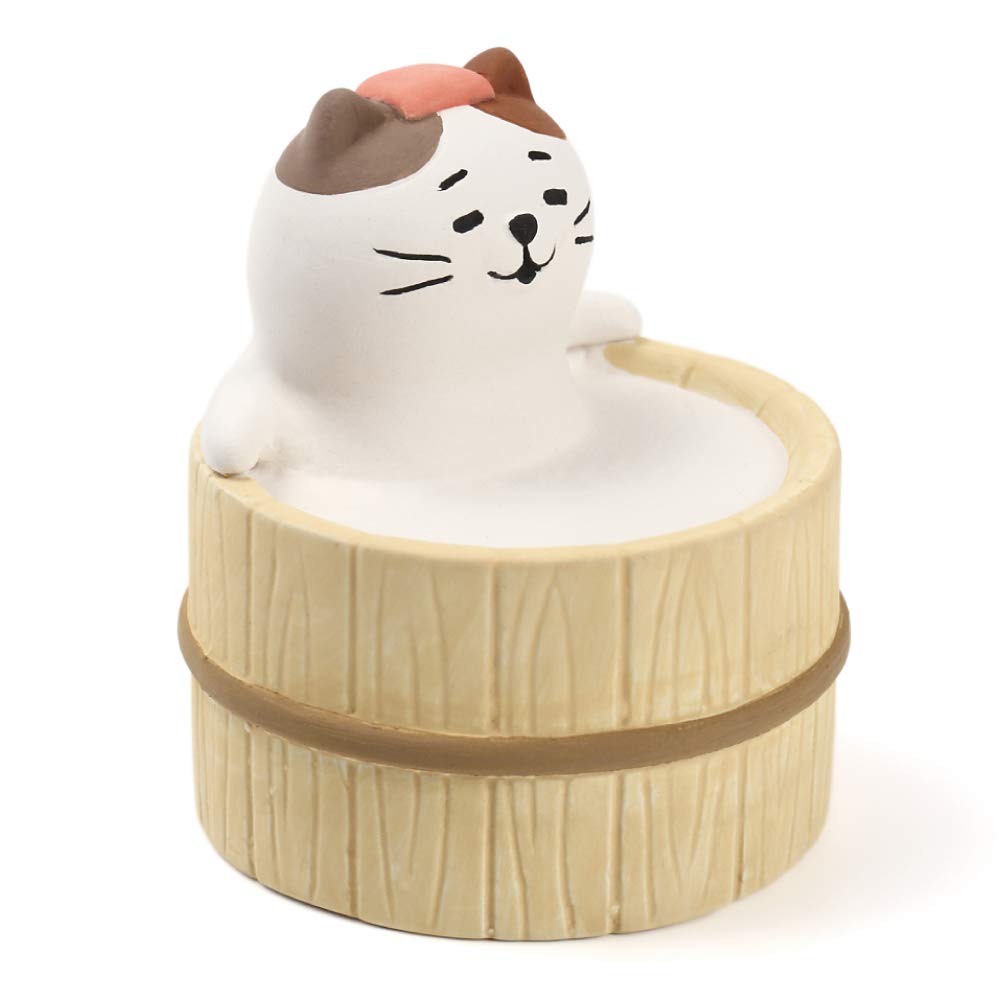 Terra Distribution Bathing Cat diffuser, front view, calming fragrance near your desk.